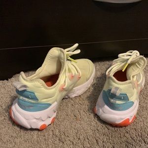 Nike Presto Sz. 5.5y